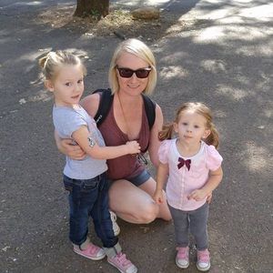 Meet your Posher, Caitlyn